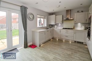 LAMBOURNE- click for photo gallery